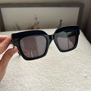 New MCM Sunglasses; no logo in 1 arm
